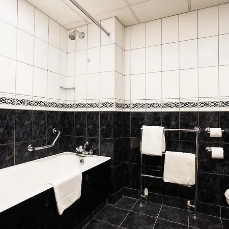 The Glendalough 래라흐