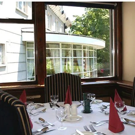 Szálloda The Glendalough 3*